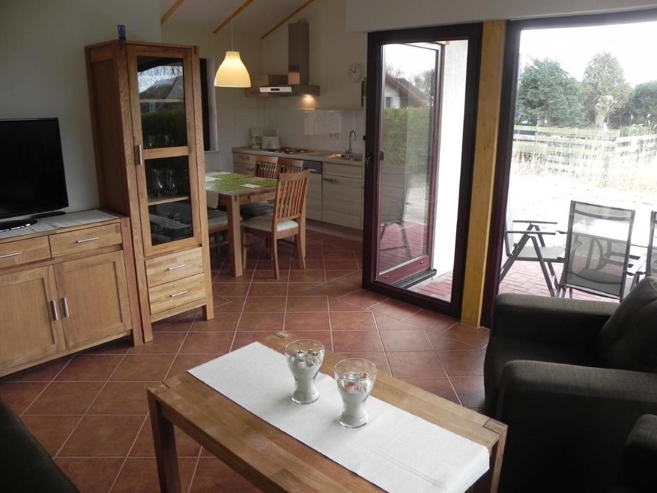 M1 Ferienhaus Mit Garten, Terrasse Und Carport ブットヤーディンゲン エクステリア 写真